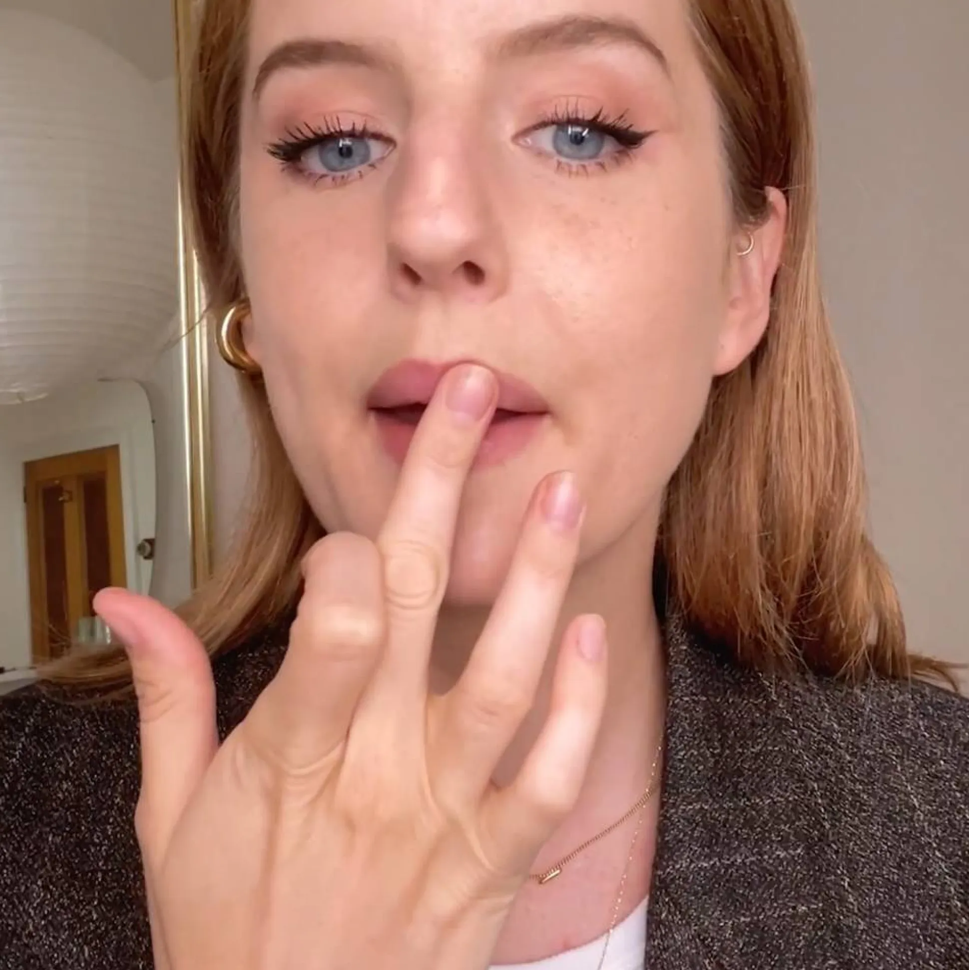 Lip2Cheek