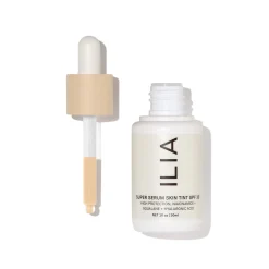 Super Serum Skin Tint SPF30 Fond de Teint Léger
