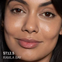 Super Serum Skin Tint SPF30 Fond de Teint Léger