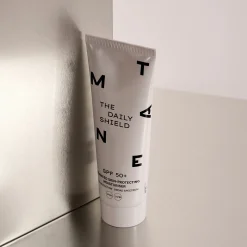 The Daily Shield SPF50 Crème Solaire Hydratante