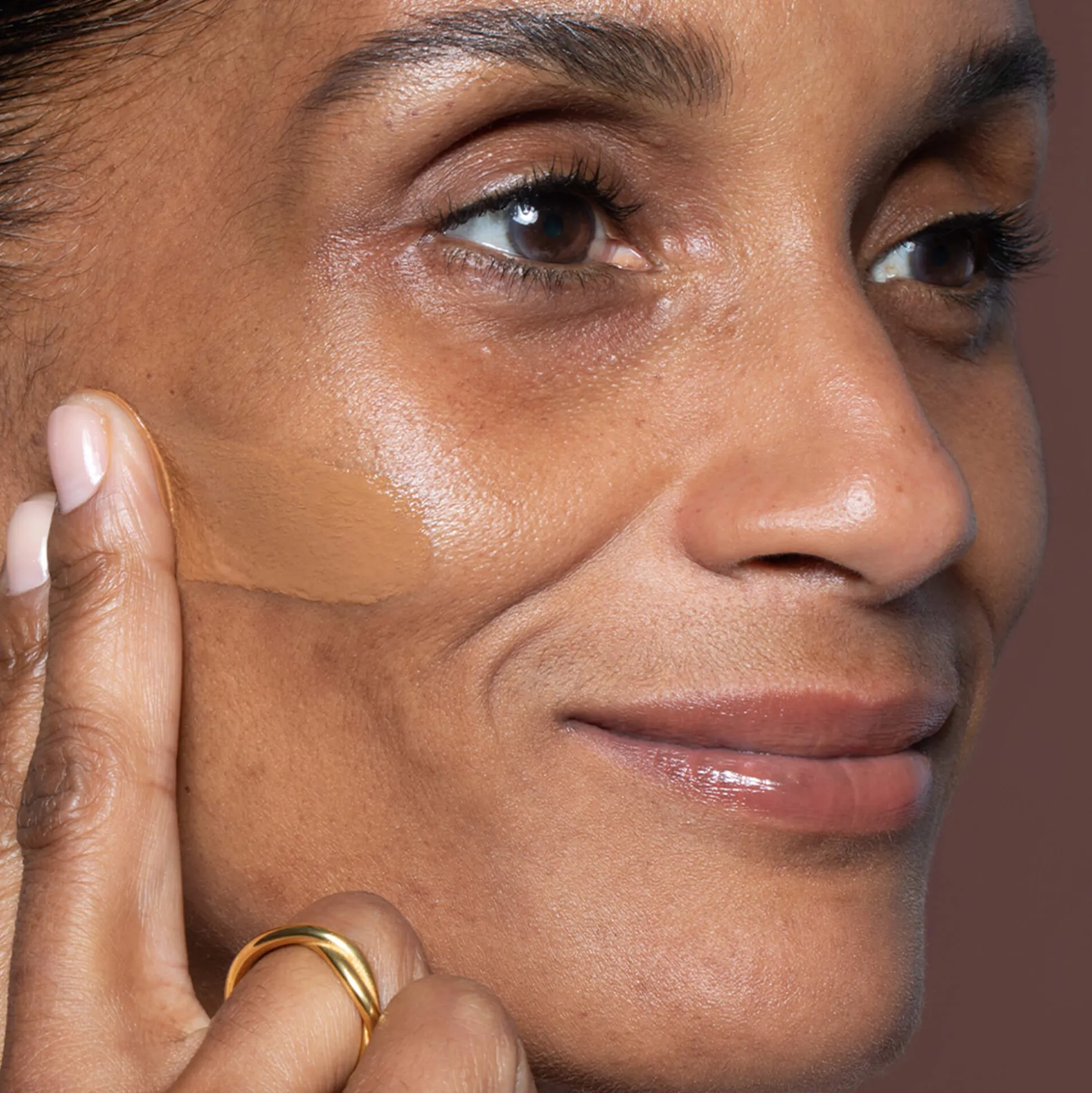 True Skin Foundation Fond de Teint Sérum
