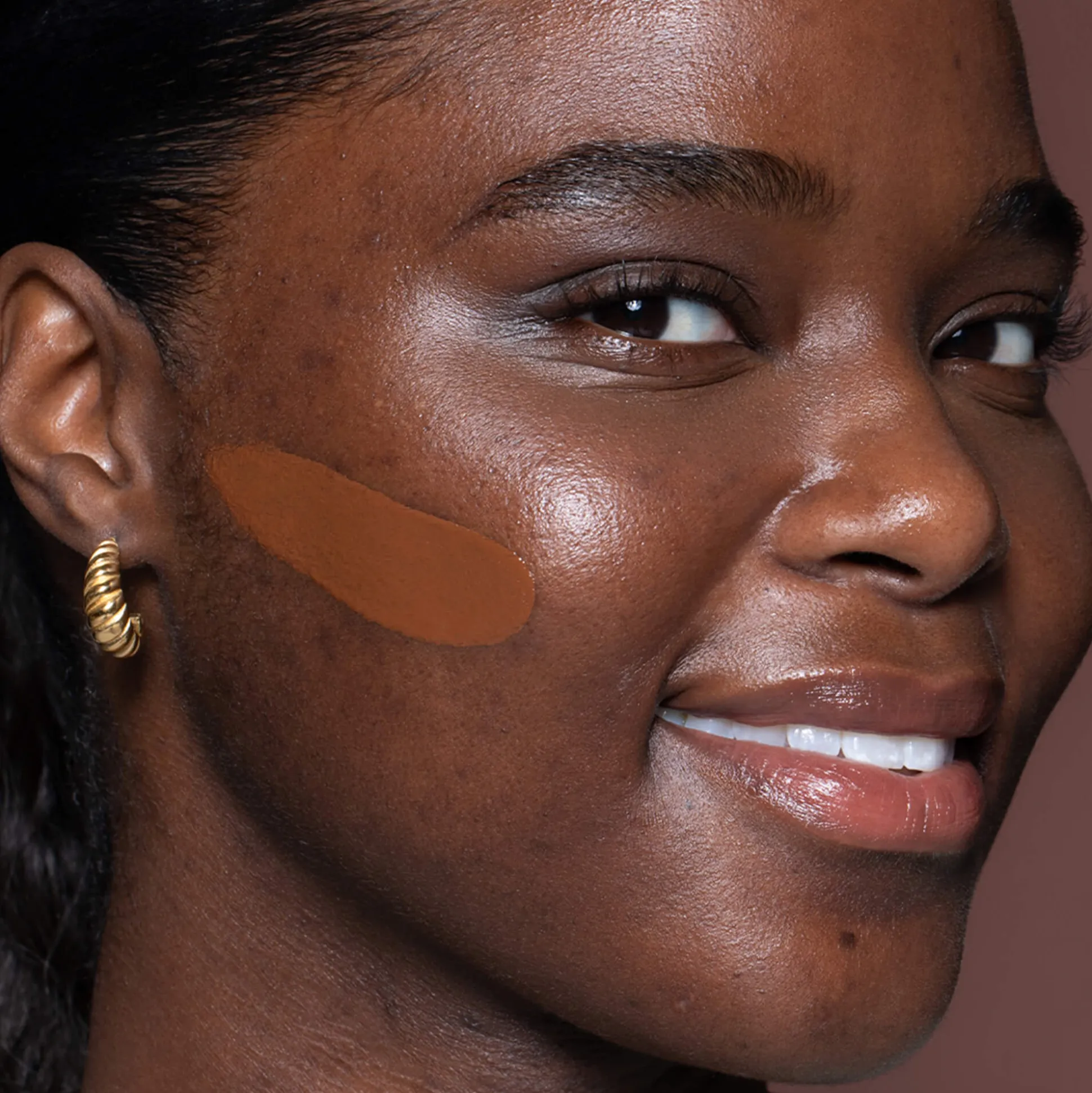 True Skin Foundation Fond de Teint Sérum